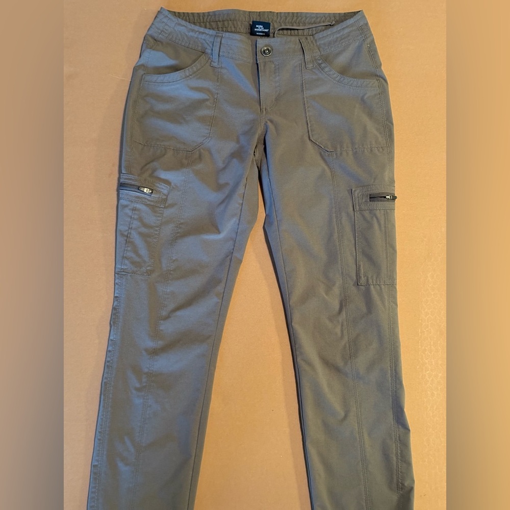 Kuhl Horizn Gray Skinny Cargo Hiking Pants Size 4